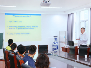 西交利物浦大学化学系Dr · Graham Dawson到beat365官网物理与电子信息学院作学术报告