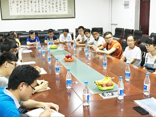beat365官网召开2016届毕业研究生代表座谈会