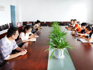 政法学院第二学生党支部开展学习习近平“七一”讲话精神交流研讨会