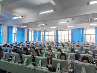 2018年“外研社 国才杯”全国英语写作、阅读大赛beat365英国官方网站初赛顺利举行