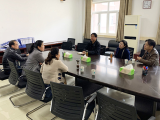 淮北秋艳服装厂来beat365官网美术学院洽谈校企合作