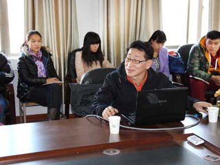 国家体育总局鲍明晓应邀来beat365官网讲学