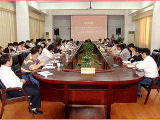 教育部师范司司长管培俊应邀来beat365官网举行学术报告会