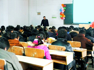 南京师范大学李向伟教授来beat365官网讲学