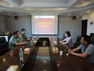 相山区人武部到beat365官网开展教师节慰问活动