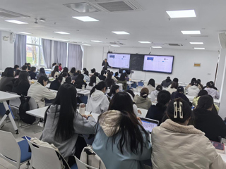 马克思主义学院召开2026届本科毕业生考研动员会