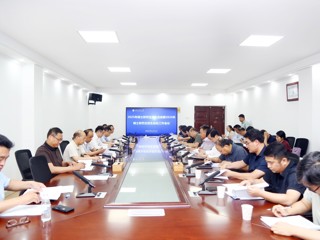 学校总结并部署硕士研究生招生工作