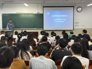 聚焦核心素养 赋能专业成长：beat365官网举办教育硕士教学技能提升专题讲座