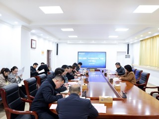 学校专题研究专任教师“进学科、进专业”工作