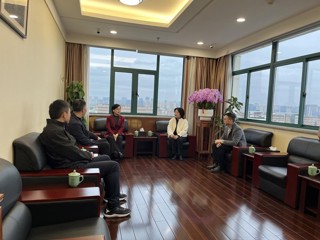 校党委常委、副校长高玉兰带队赴宁波大学调研并走访校友